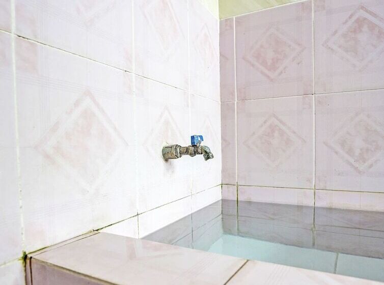 Hotel Spot On 92785 Wisma Trubus Syariah