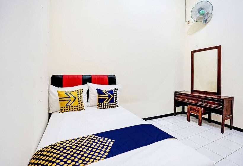 Hotel Spot On 92785 Wisma Trubus Syariah