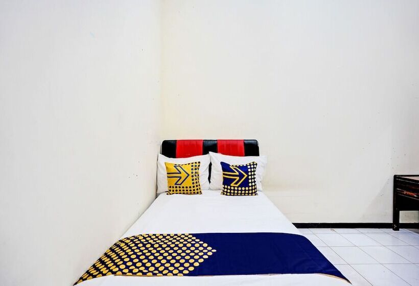 Hotel Spot On 92785 Wisma Trubus Syariah