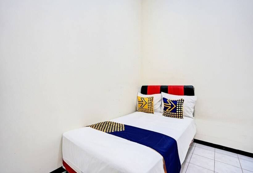 Hotel Spot On 92785 Wisma Trubus Syariah