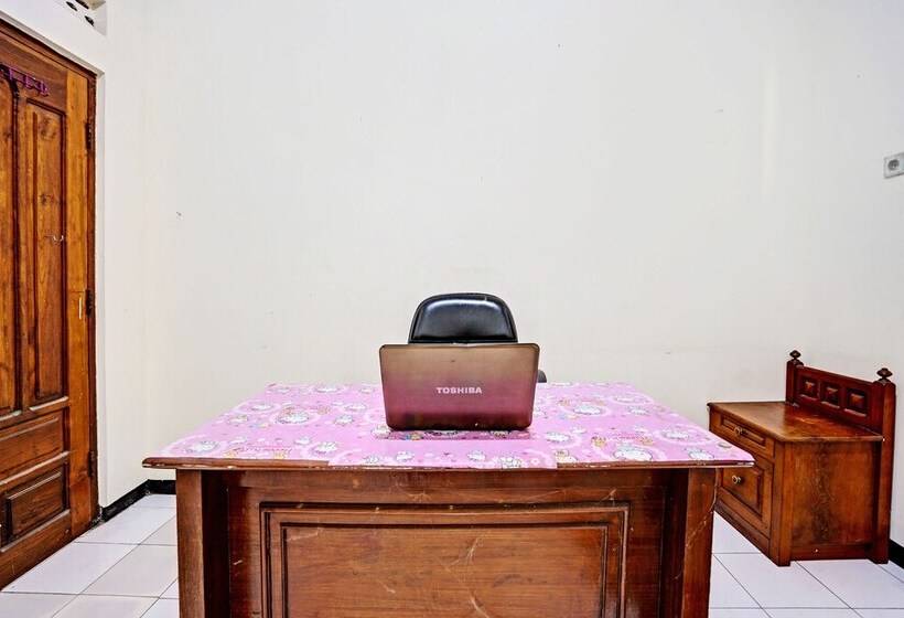 Hotel Spot On 92785 Wisma Trubus Syariah