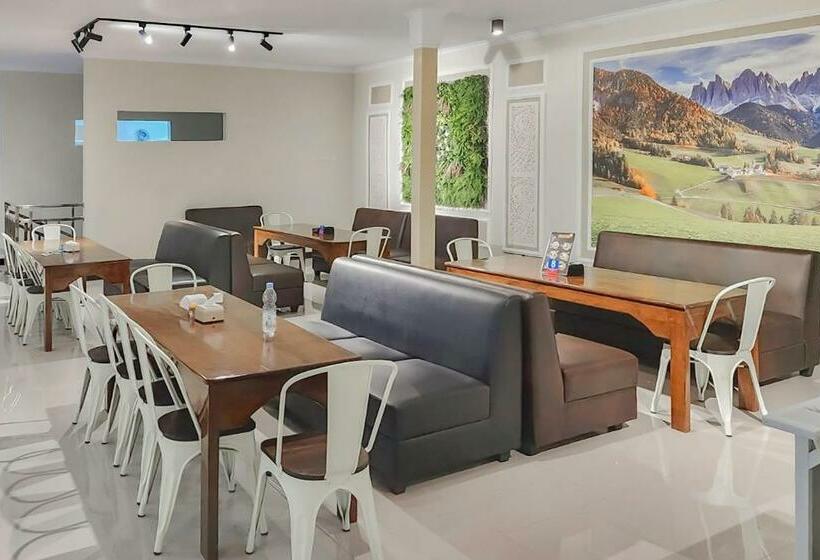 Urbanview Hotel Mm Indramayu By Reddoorz