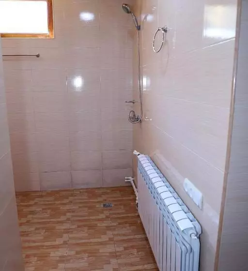 تختخواب و صبحانه J&s Hotel Vanadzor
