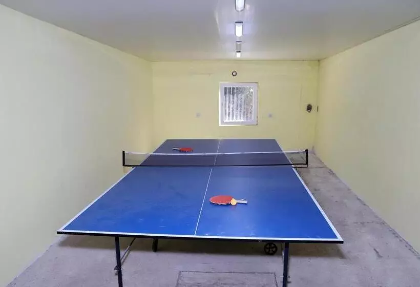 تختخواب و صبحانه J&s Hotel Vanadzor