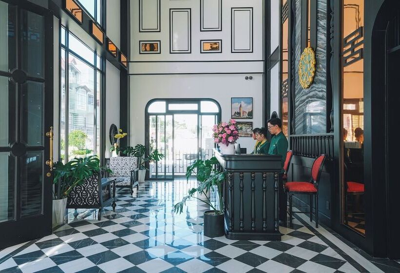 هتل Goldient Boutique