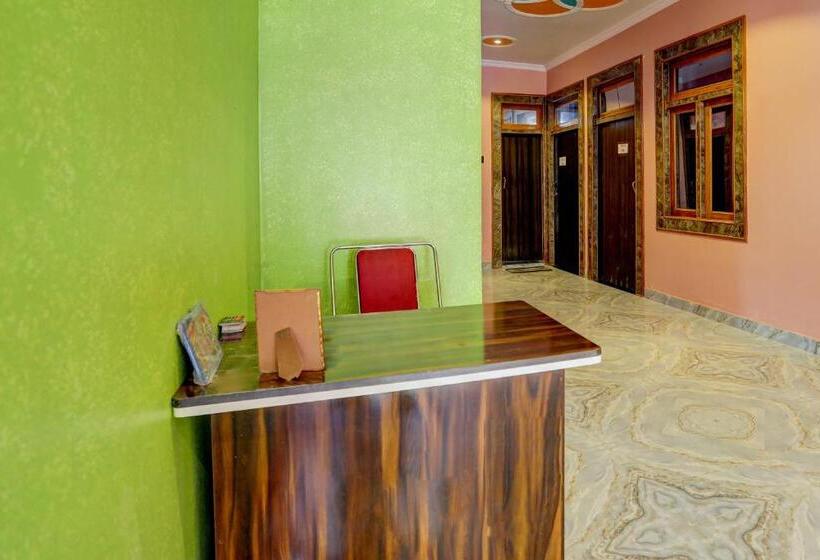 호텔 Oyo 81499 As Grand