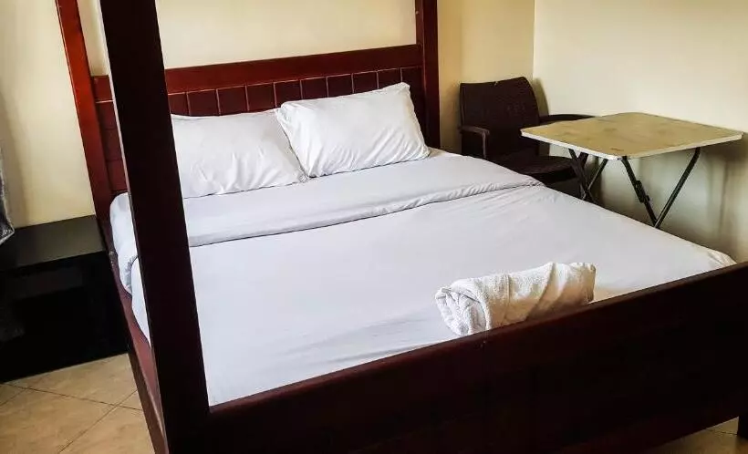 Hotel Zippy