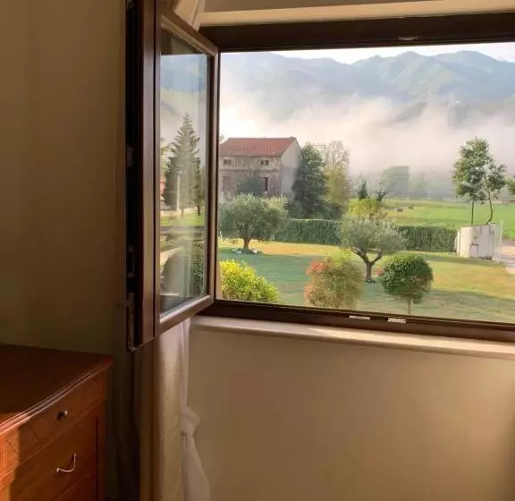 ペンション Pagnani Guest House