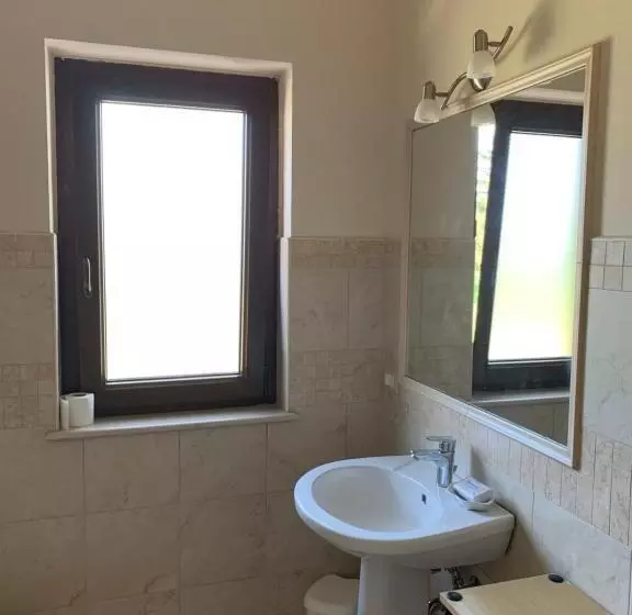 ペンション Pagnani Guest House