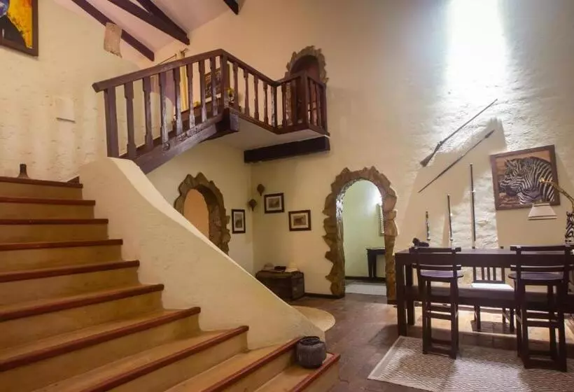 Lomakeskus Chara Africa