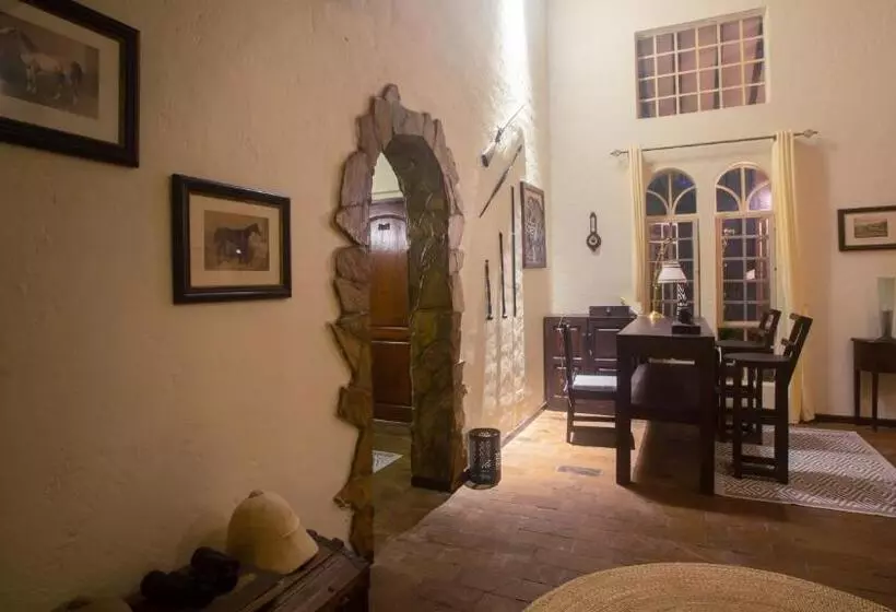 Lomakeskus Chara Africa