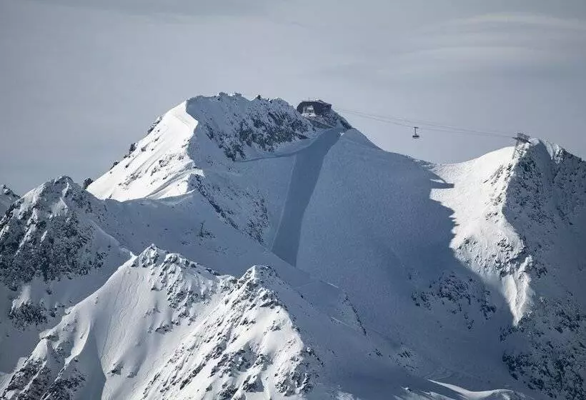 Andermatt Alpine Apartments
