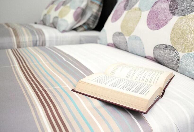 تختخواب و صبحانه Mi. Style