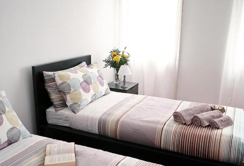 تختخواب و صبحانه Mi. Style