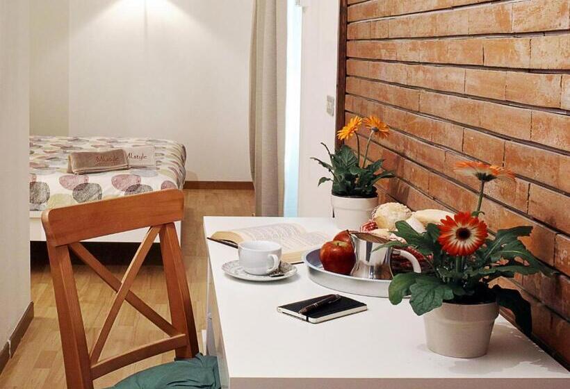 تختخواب و صبحانه Mi. Style