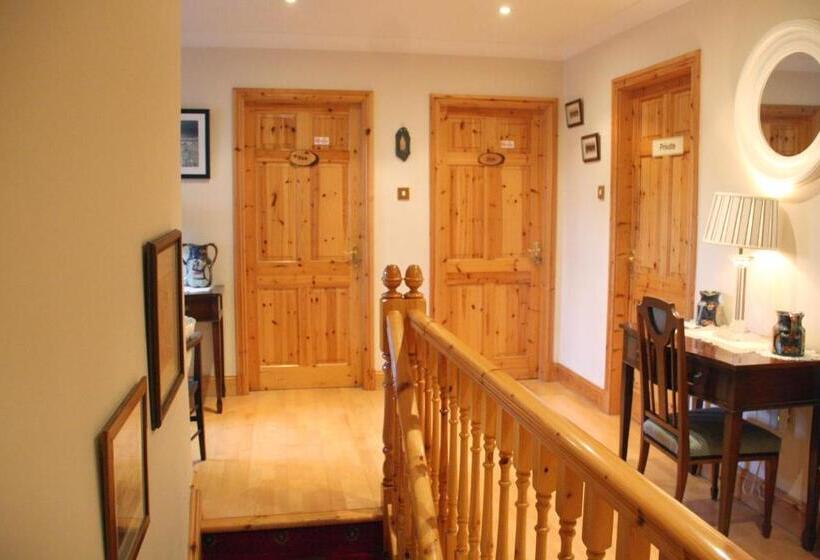 مبيت وإفطار Lis Ardagh Lodge