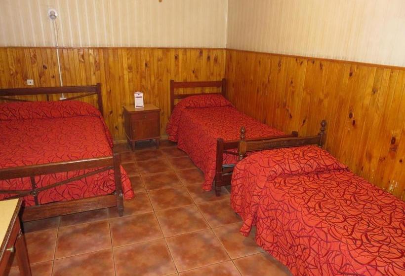 فندق فئة نجمة واحدة Galicia