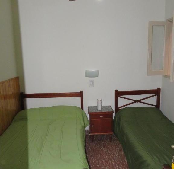 فندق فئة نجمة واحدة Galicia