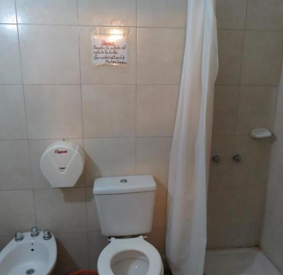 فندق فئة نجمة واحدة Galicia