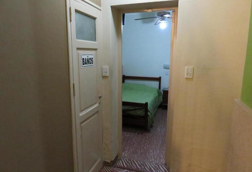 فندق فئة نجمة واحدة Galicia