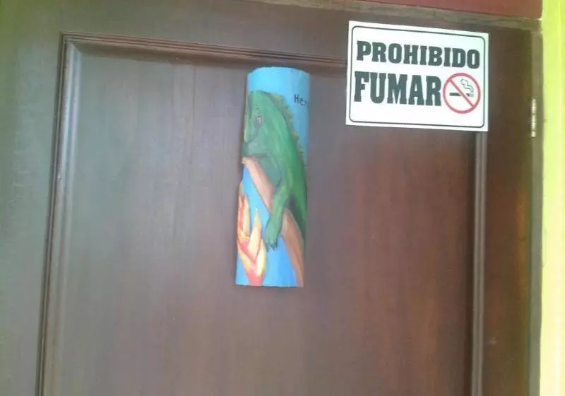 هتل Cabinas Los Almendros