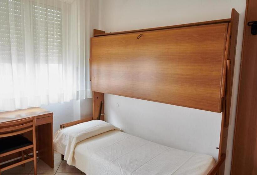 酒店 Caesar Bed And Breakfast