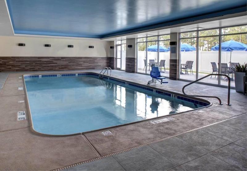 בית מלון כפרי Fairfield Inn & Suites By Marriott Douglas