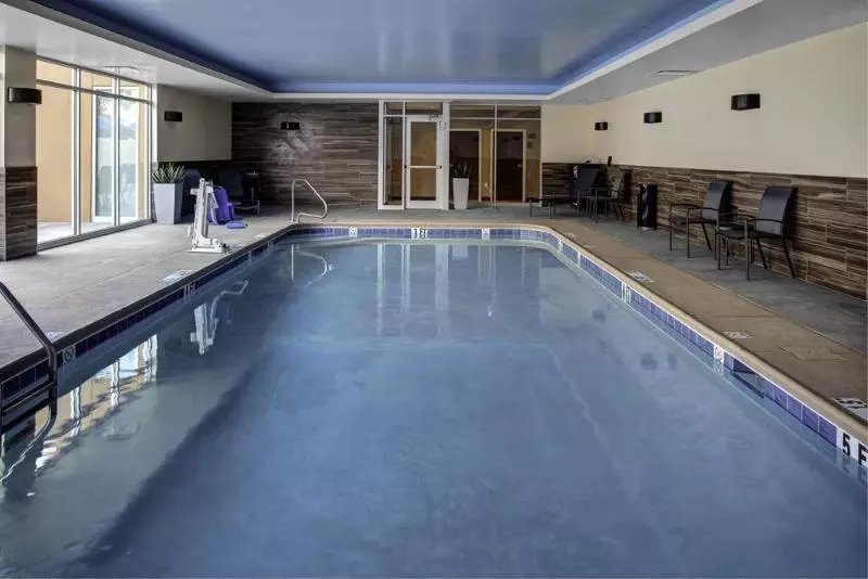 Hotelli Fairfield Inn & Suites By Marriott Douglas
