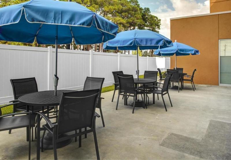 בית מלון כפרי Fairfield Inn & Suites By Marriott Douglas