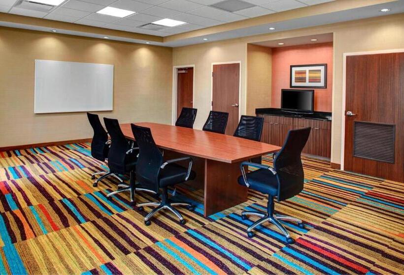 בית מלון כפרי Fairfield Inn & Suites By Marriott Douglas