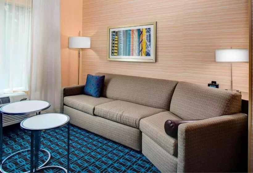 Hotelli Fairfield Inn & Suites By Marriott Douglas
