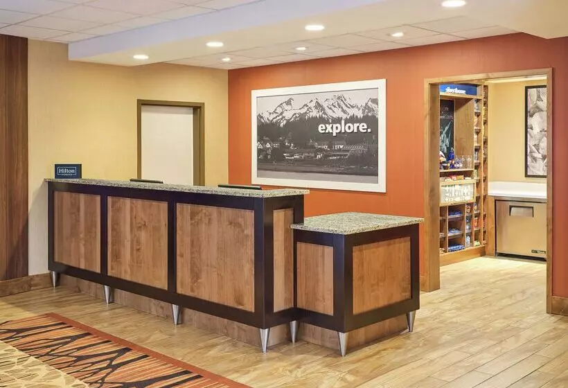 هتل Hampton Inn & Suites Silverthorne