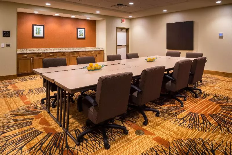 هتل Hampton Inn & Suites Silverthorne