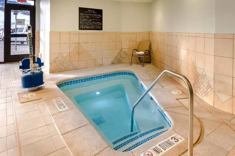 هتل Hampton Inn & Suites Silverthorne