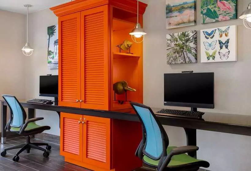 Hotelli Home2 Suites By Hilton Gainesville Medical Center