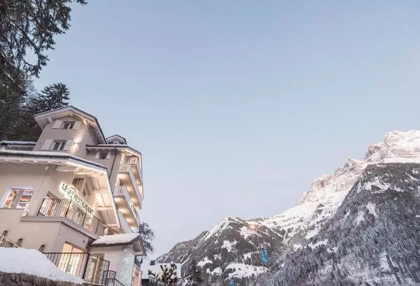 هتل Hôtel Le White Le 42 Restaurant
