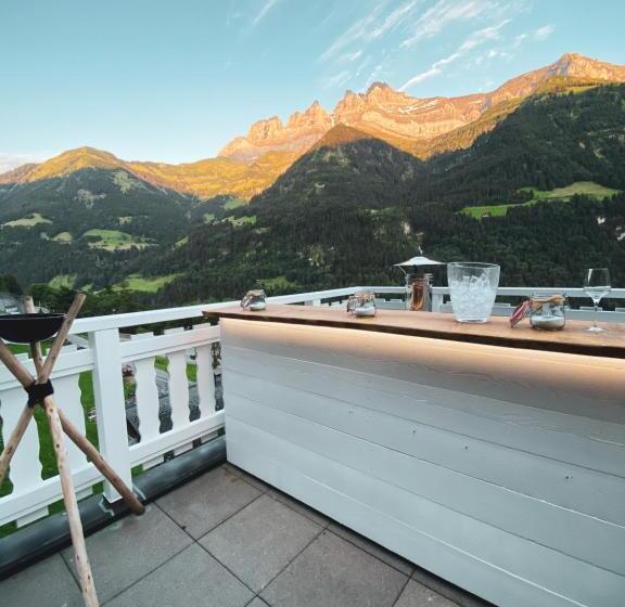 فندق Hôtel Le White   Le 42 Restaurant