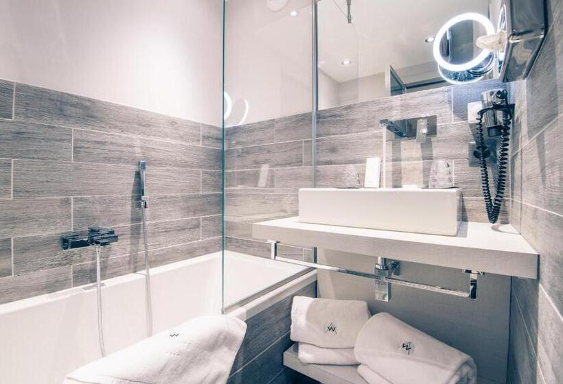 فندق Hôtel Le White   Le 42 Restaurant