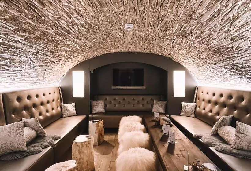 هتل Hôtel Le White Le 42 Restaurant