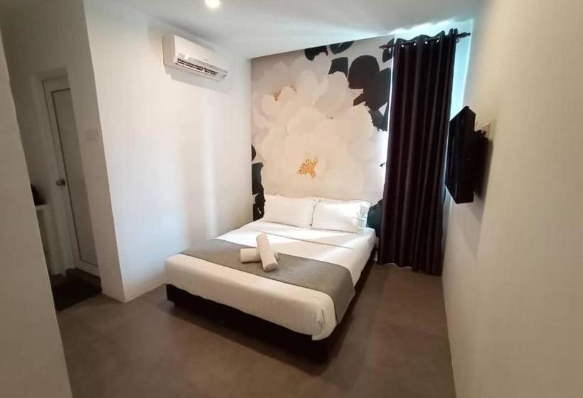 هتل Sri Permaisuri