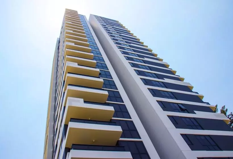 ホテル Synergy Broadbeach   Official