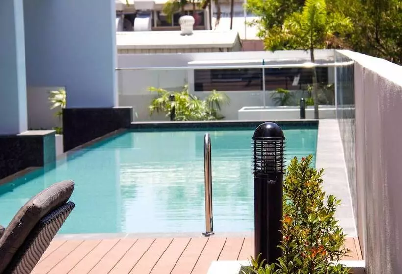 ホテル Synergy Broadbeach   Official