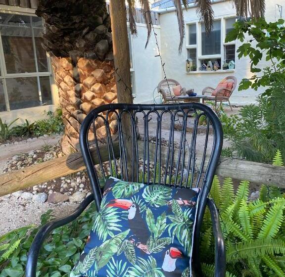 בית מלון כפרי The Old Butter Factory At Springhurst Estate