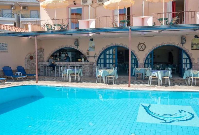 Kleoni Club Apartments