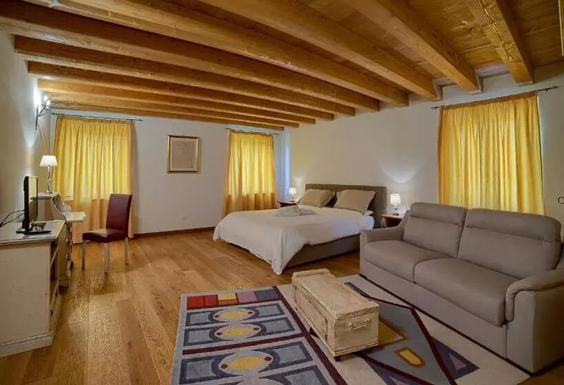 La Fonte Degli Dei