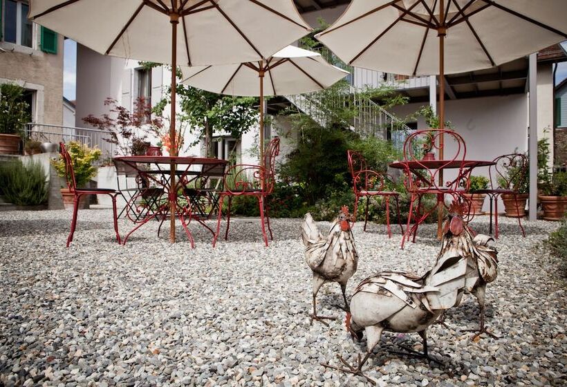 Le Coq Chantant B&b And Boutique