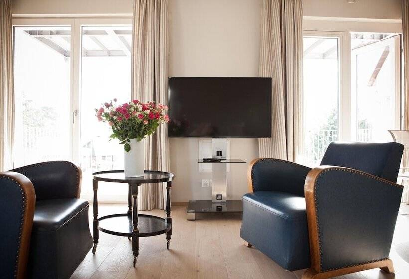 Le Coq Chantant B&b And Boutique