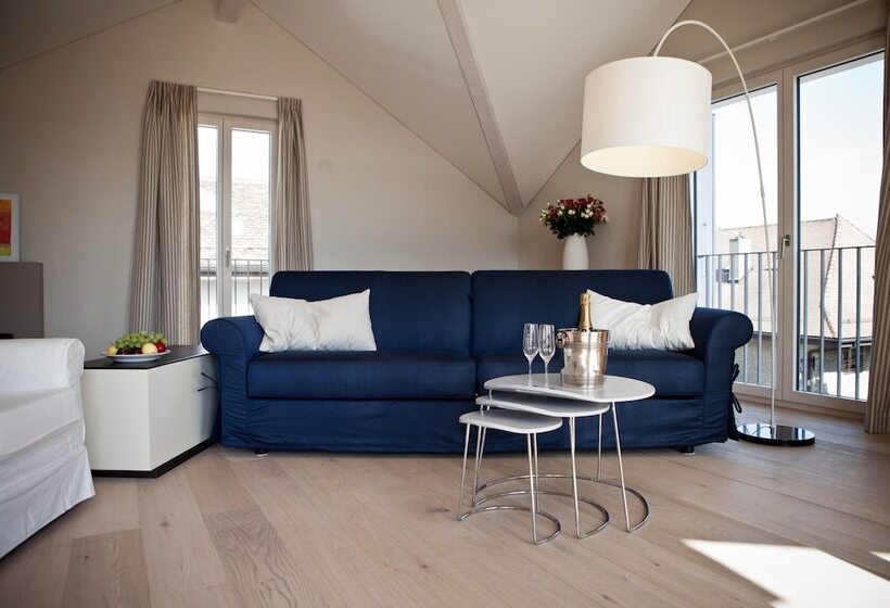 Le Coq Chantant B&b And Boutique