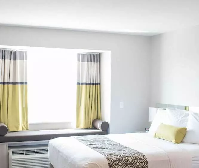 Microtel Inn & Suites By Wyndham West Fargo Near Medical Center