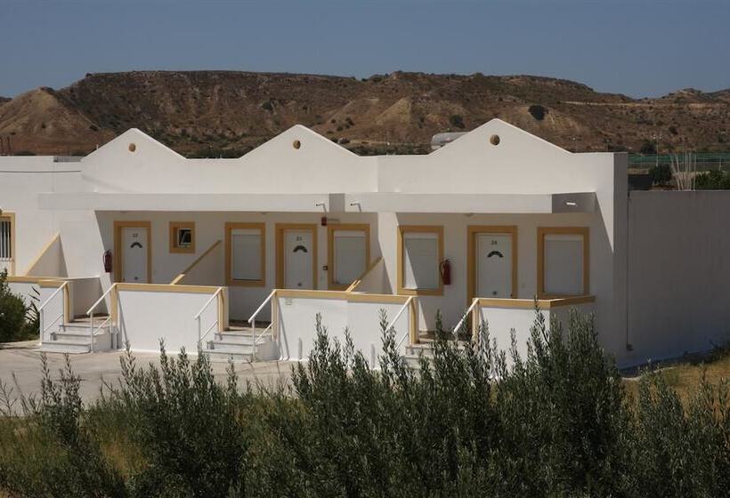 Nikos 2 Studios & Apartments